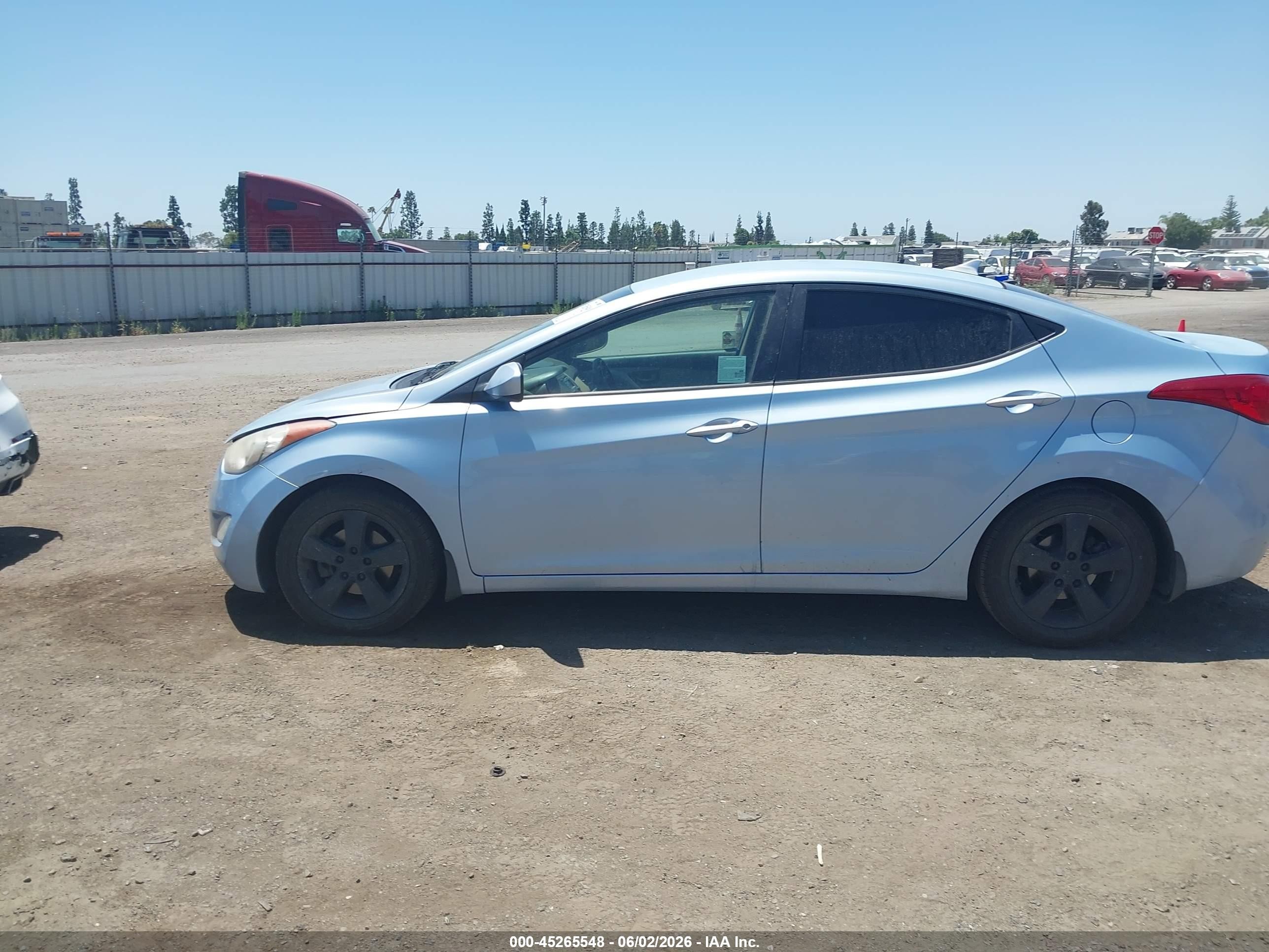 2013 Hyundai Elantra Gls Light Blue vin: KMHDH4AE4DU806736