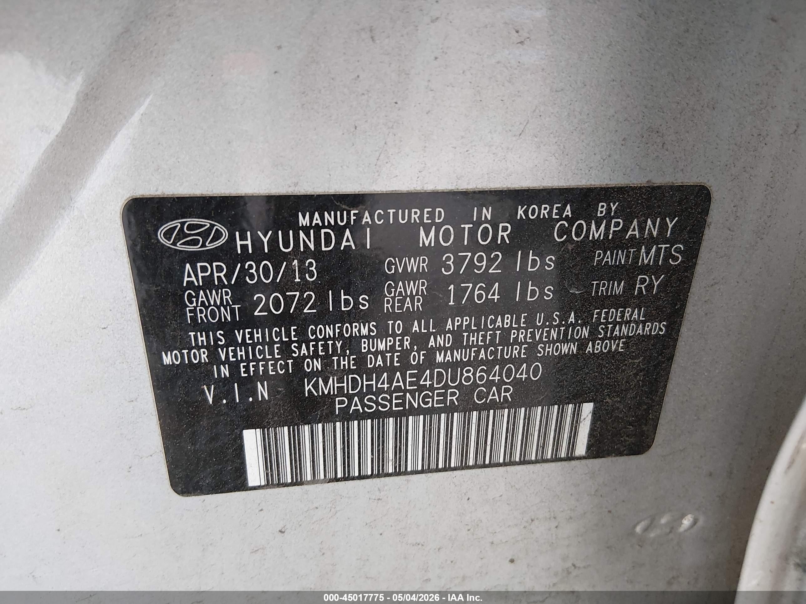 2013 Hyundai Elantra Limited Silver vin: KMHDH4AE4DU864040