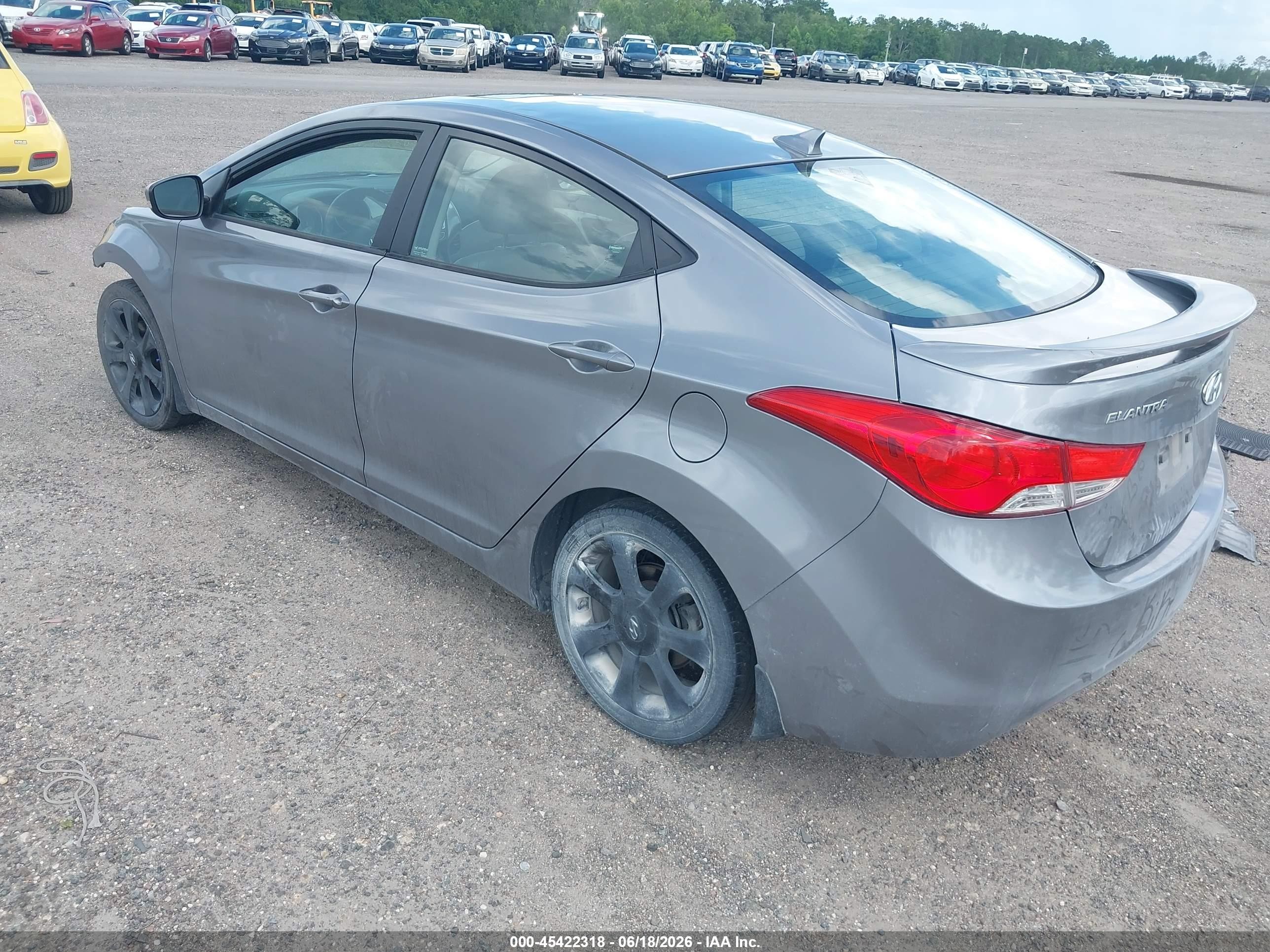 2013 Hyundai Elantra Limited Gray vin: KMHDH4AE4DU889469