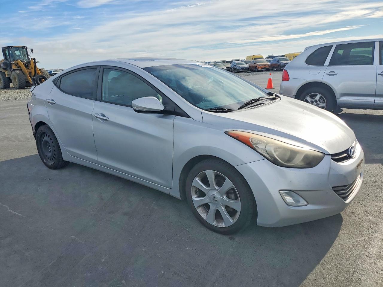 2013 Hyundai Elantra Limited Silver vin: KMHDH4AE4DU919571