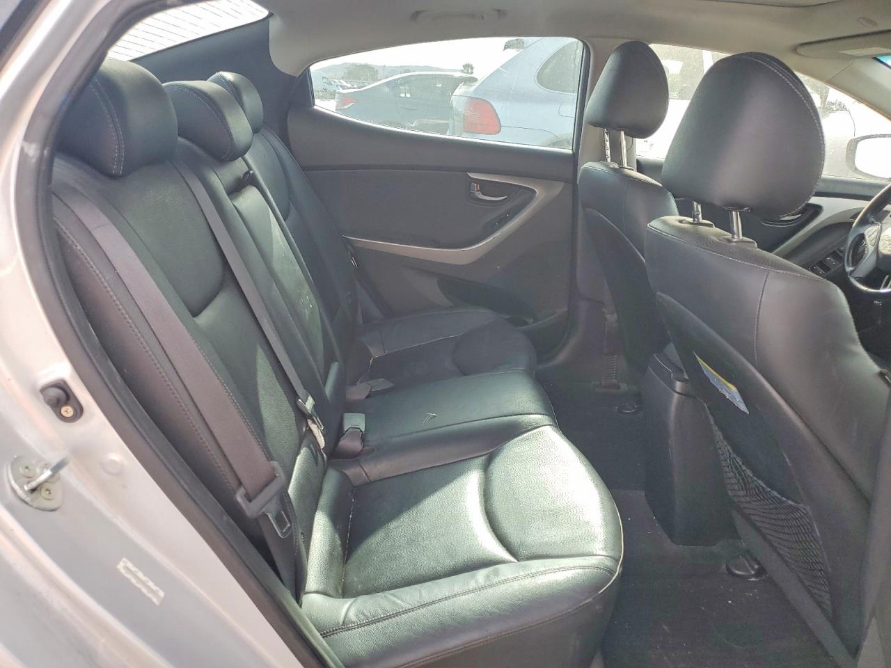 2013 Hyundai Elantra Limited Silver vin: KMHDH4AE4DU919571