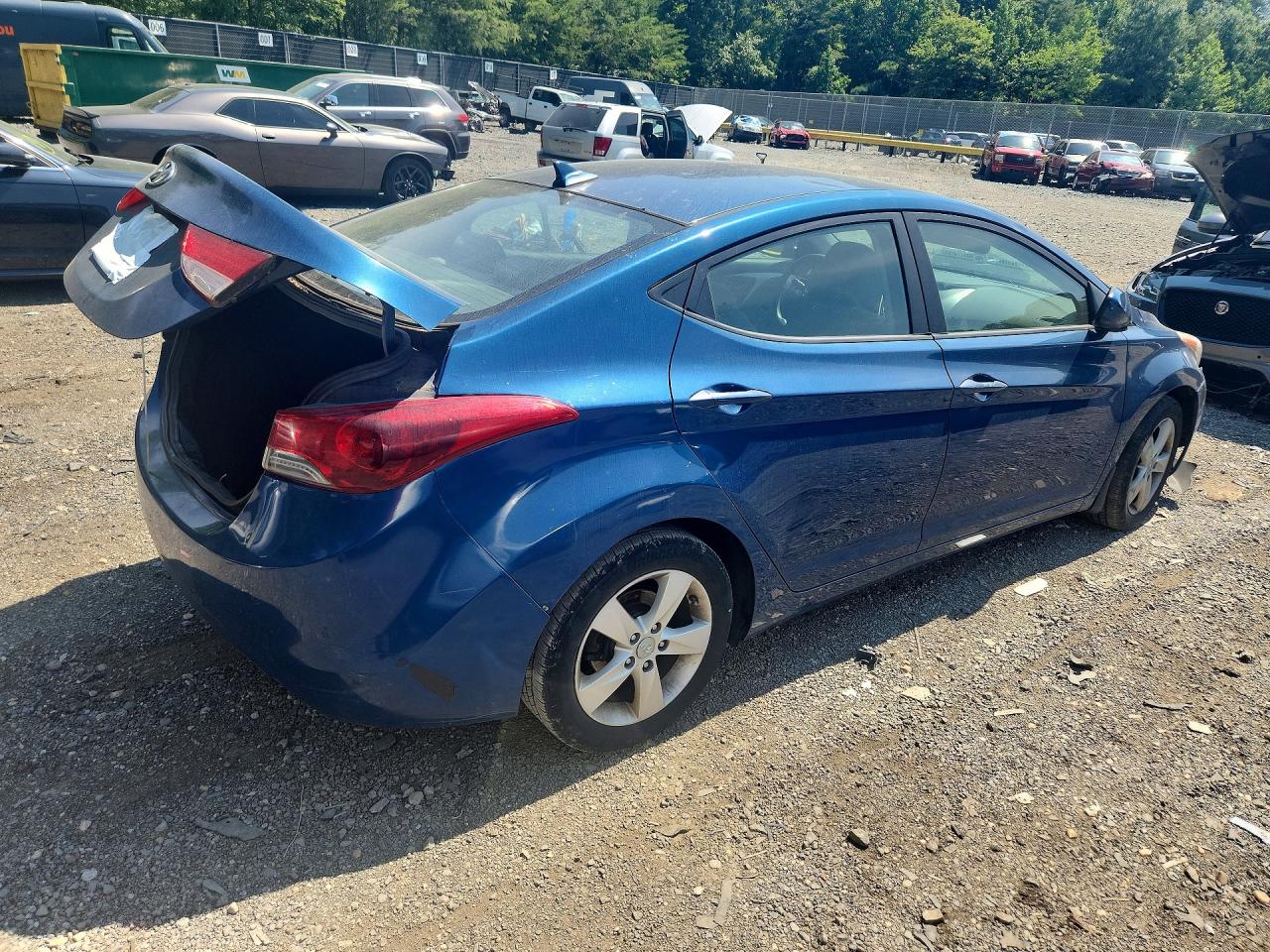 2013 Hyundai Elantra Gls Blue vin: KMHDH4AE4DU955485