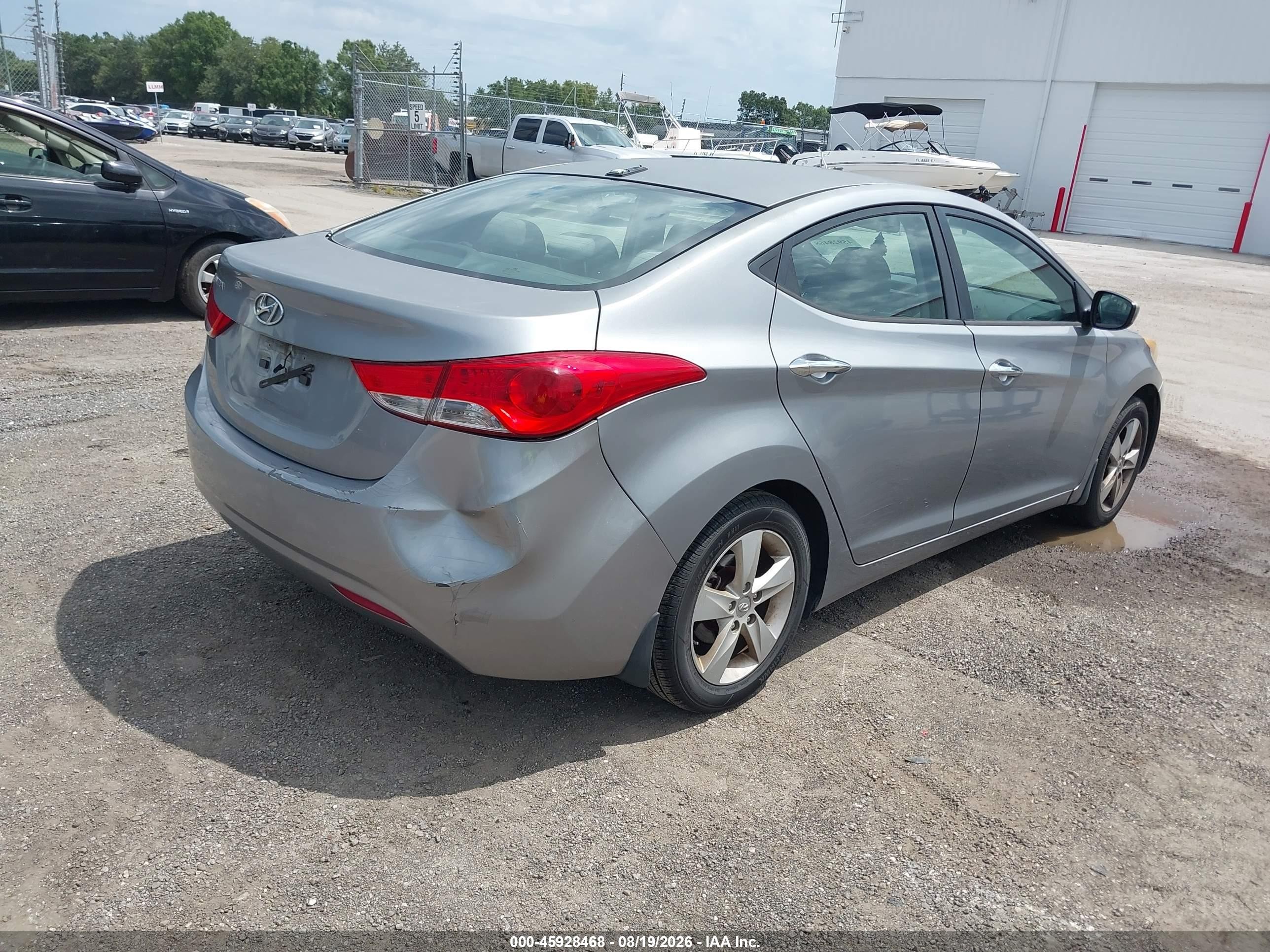 2013 Hyundai Elantra Gls Gray vin: KMHDH4AE4DU967538