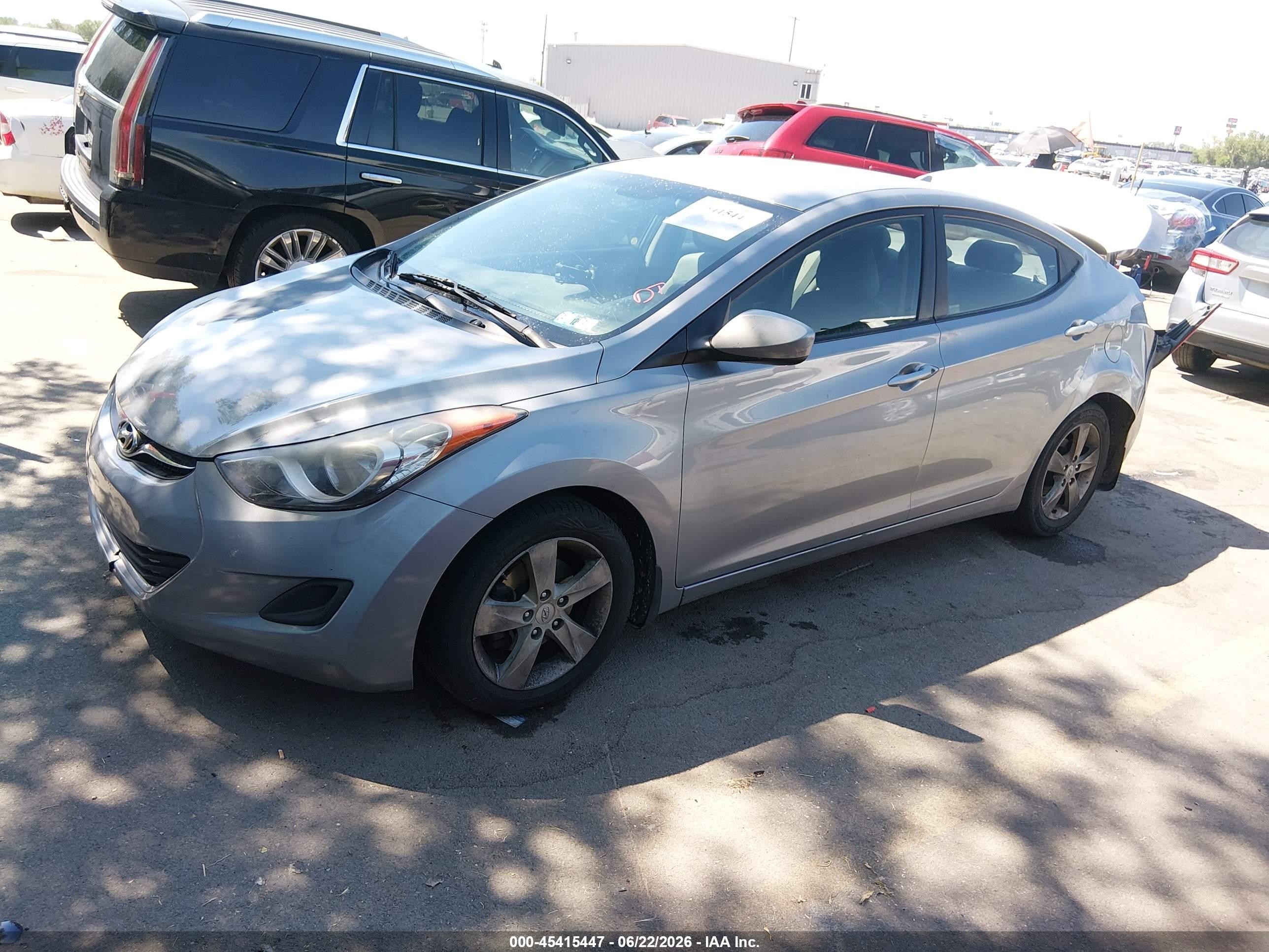 2013 Hyundai Elantra Gls Silver vin: KMHDH4AE4DU993914
