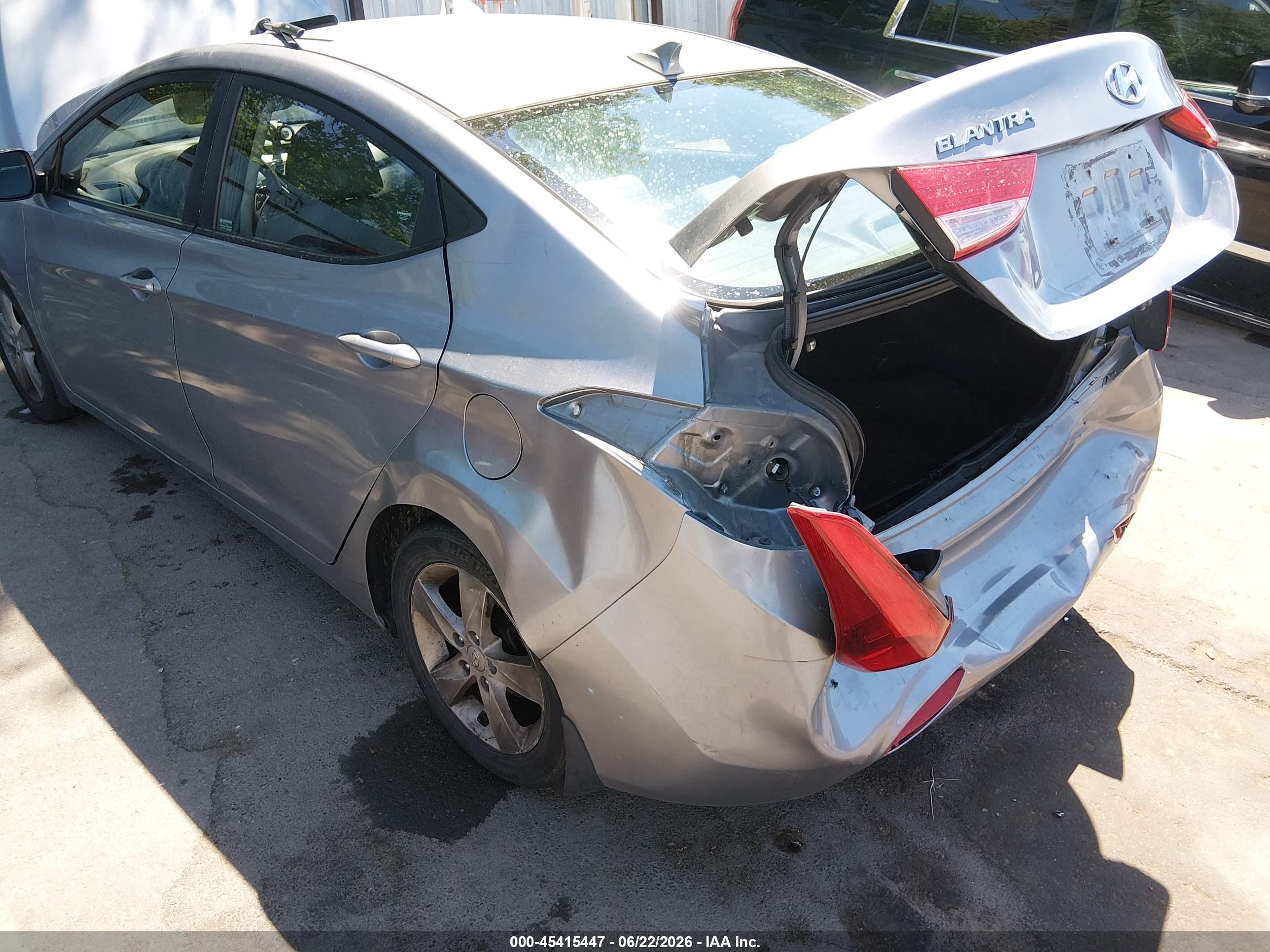 2013 Hyundai Elantra Gls Silver vin: KMHDH4AE4DU993914