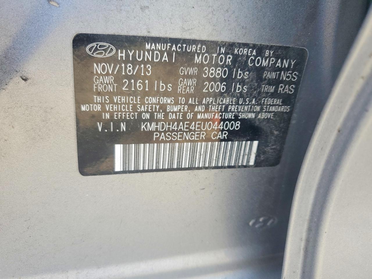 2014 Hyundai Elantra Limited Silver vin: KMHDH4AE4EU044008