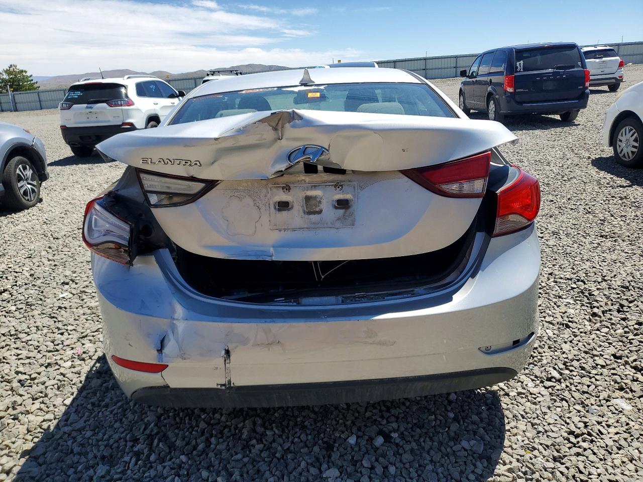 2014 Hyundai Elantra Se Silver vin: KMHDH4AE4EU107902