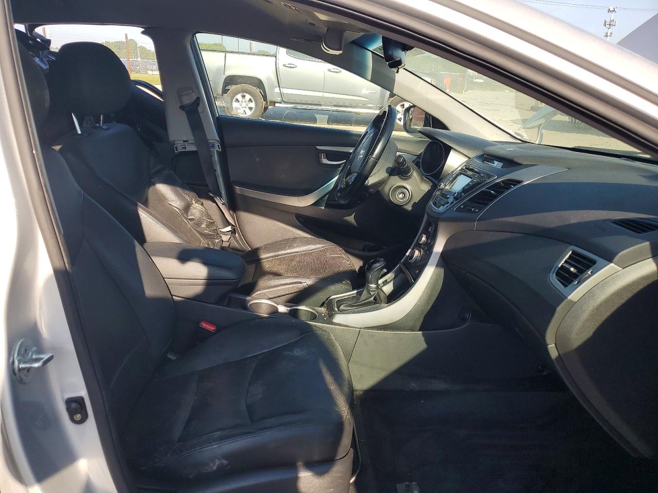 2014 Hyundai Elantra Limited Серебряный vin: KMHDH4AE4EU135974