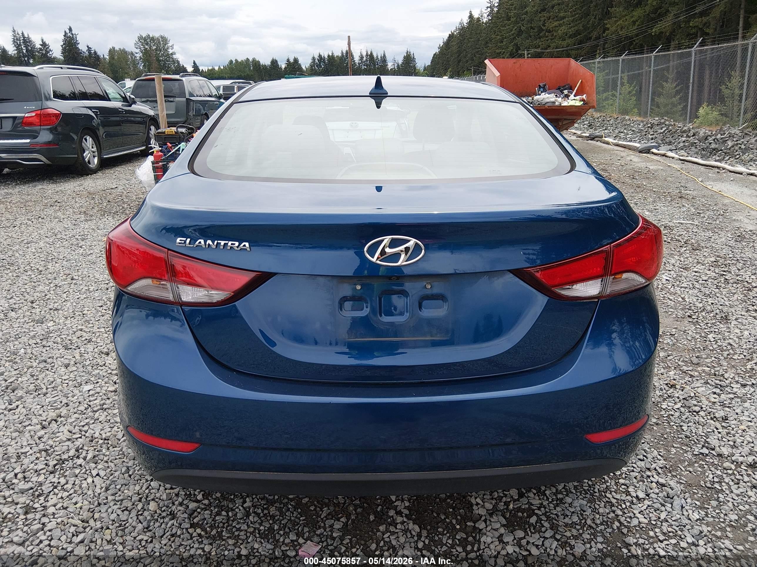 2014 Hyundai Elantra Se Blue vin: KMHDH4AE4EU144139