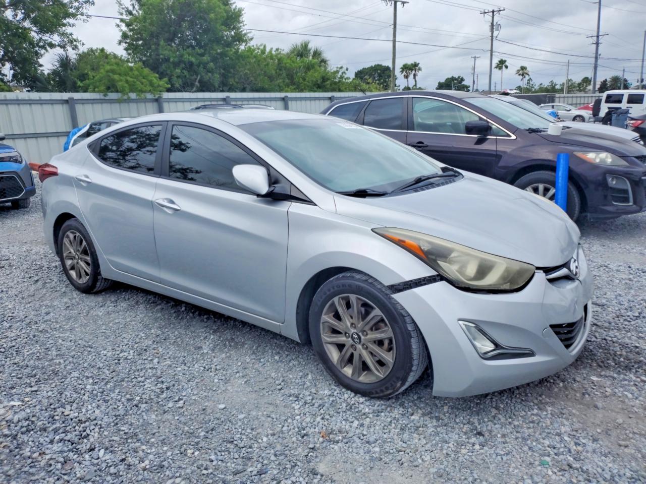 2014 Hyundai Elantra Se Silver vin: KMHDH4AE4EU147963
