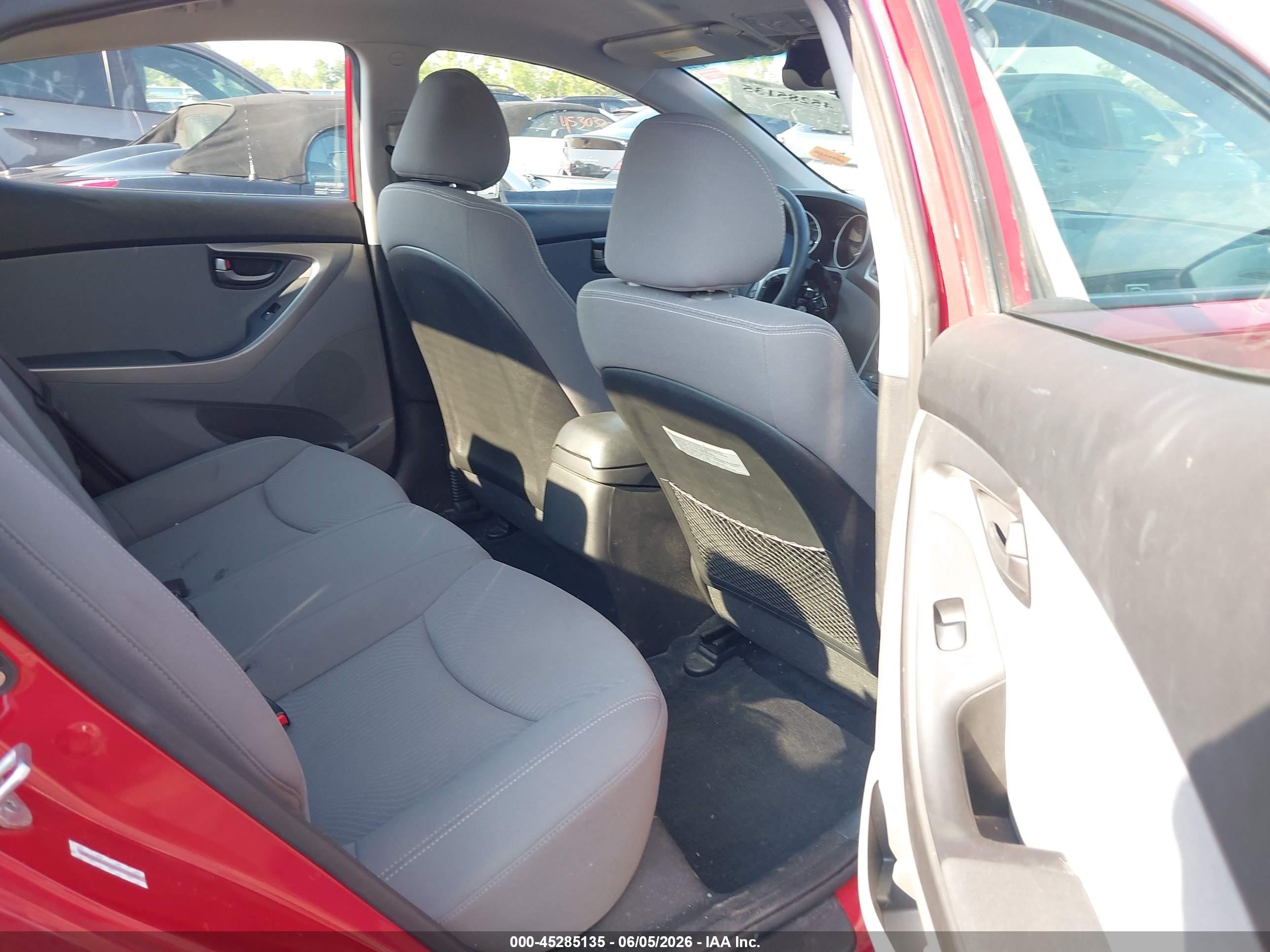 2014 Hyundai Elantra Se Red vin: KMHDH4AE4EU153990