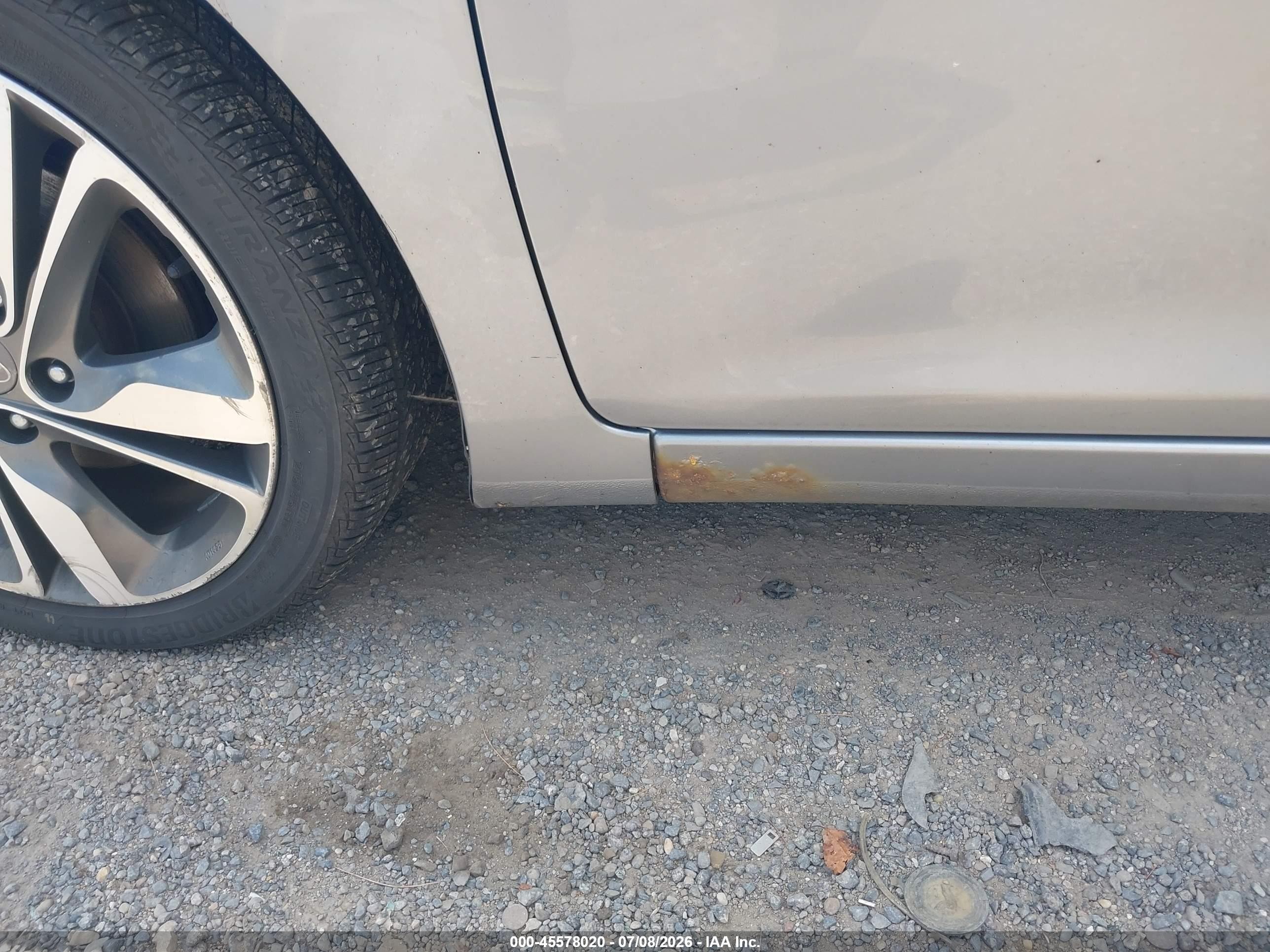2014 Hyundai Elantra Limited Серебряный vin: KMHDH4AE4EU162625