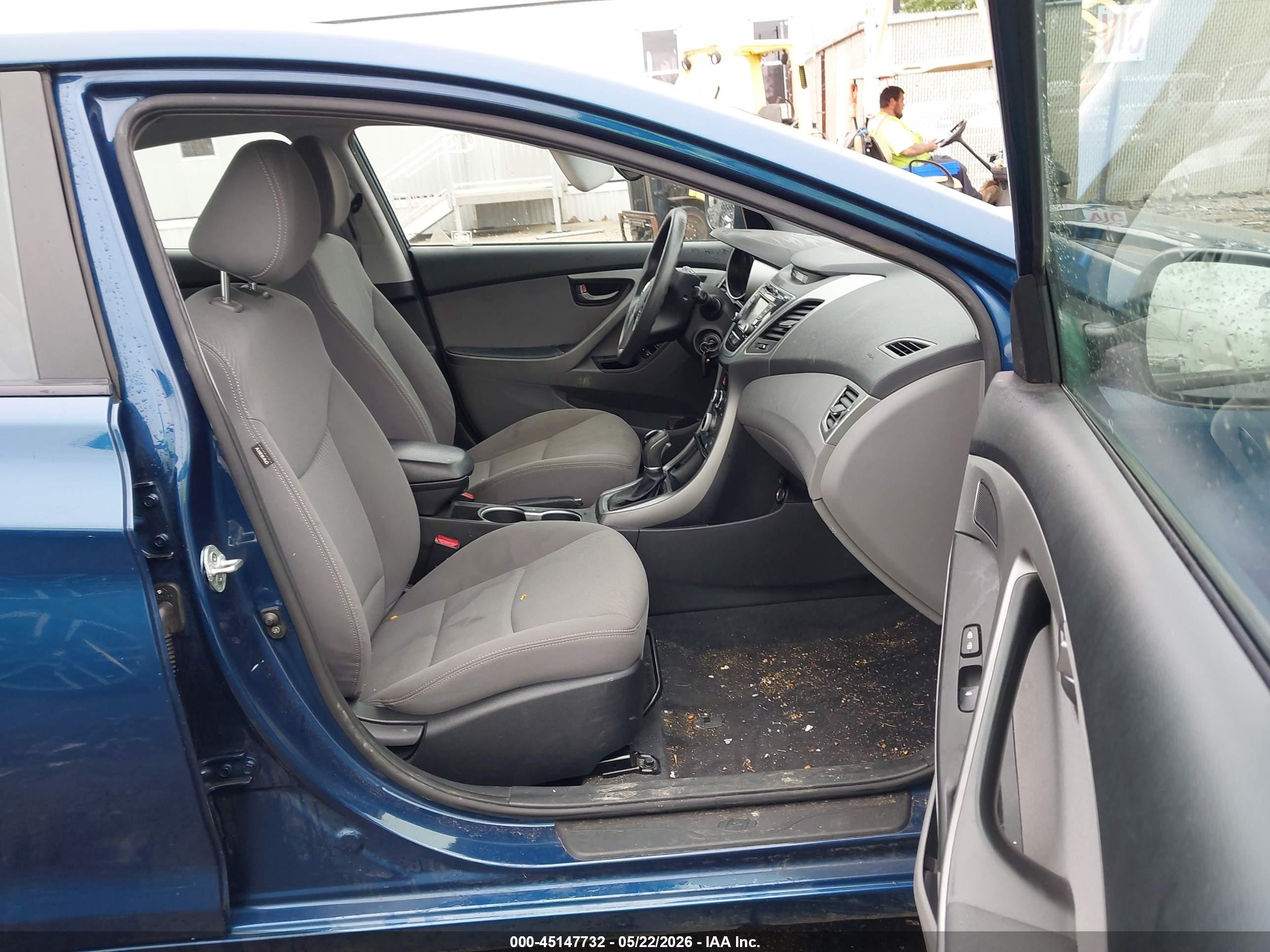 2014 Hyundai Elantra Se Blue vin: KMHDH4AE4EU182583