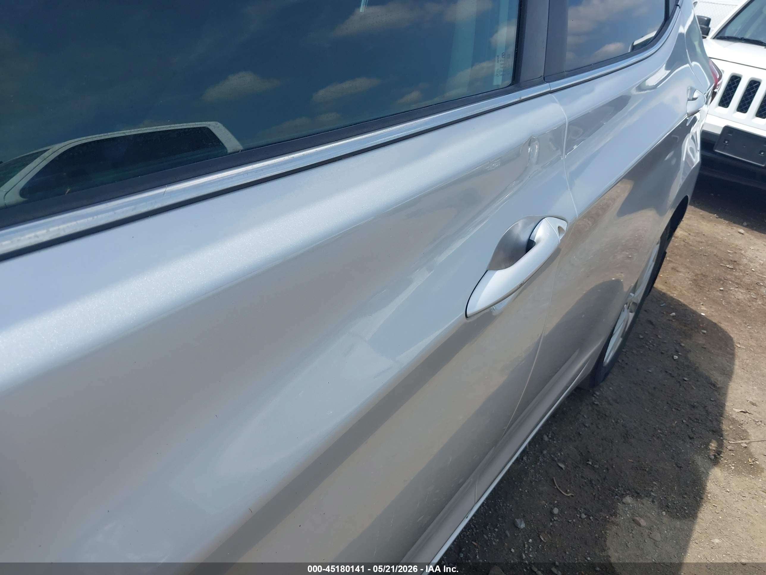 2015 Hyundai Elantra Se Silver vin: KMHDH4AE4FU233159