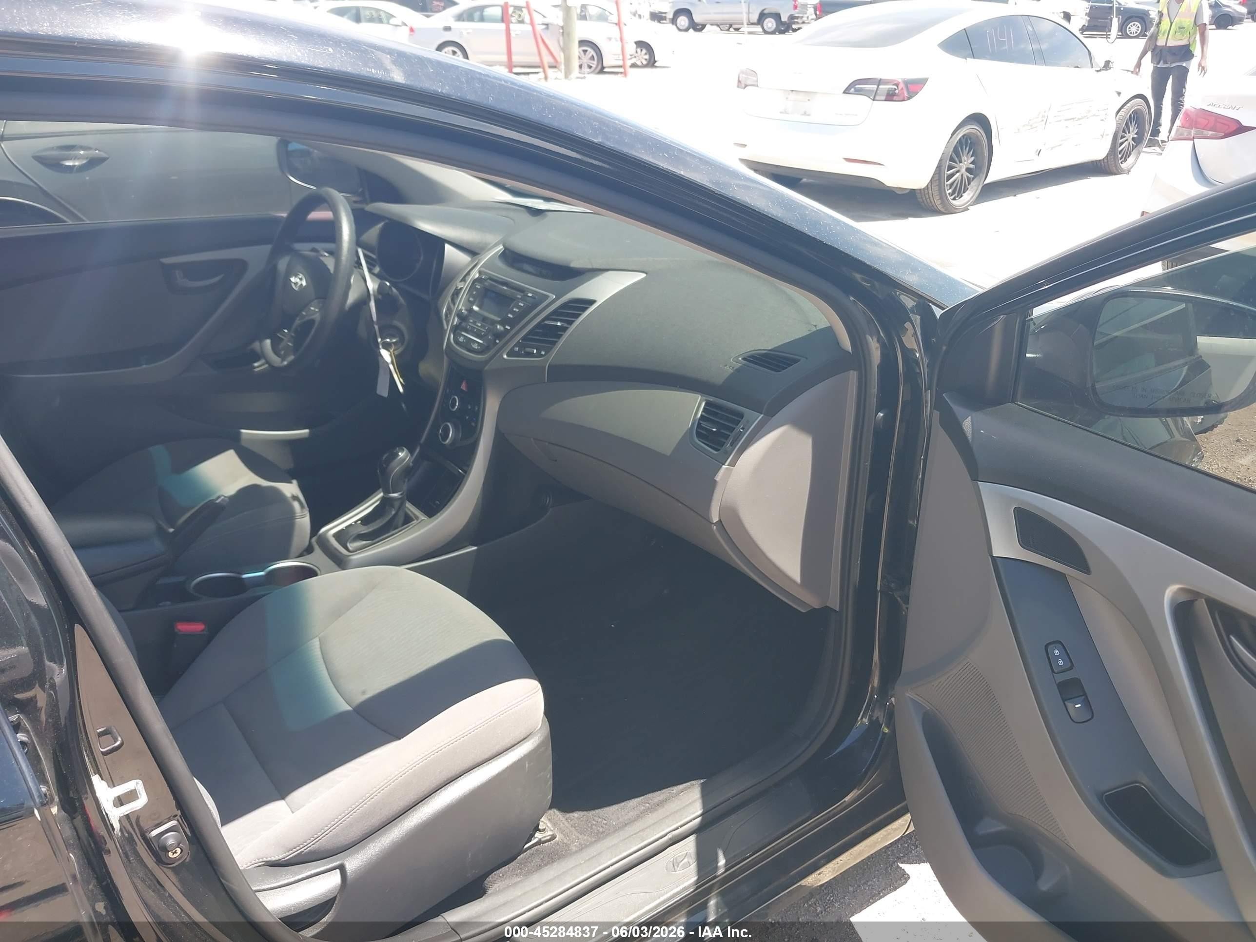 2015 Hyundai Elantra Se Black vin: KMHDH4AE4FU263326