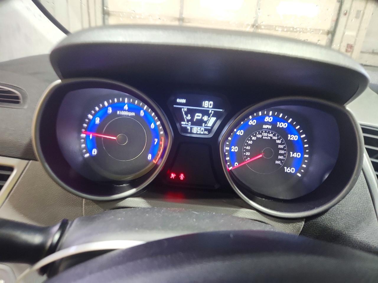 2015 Hyundai Elantra Se Blue vin: KMHDH4AE4FU279686