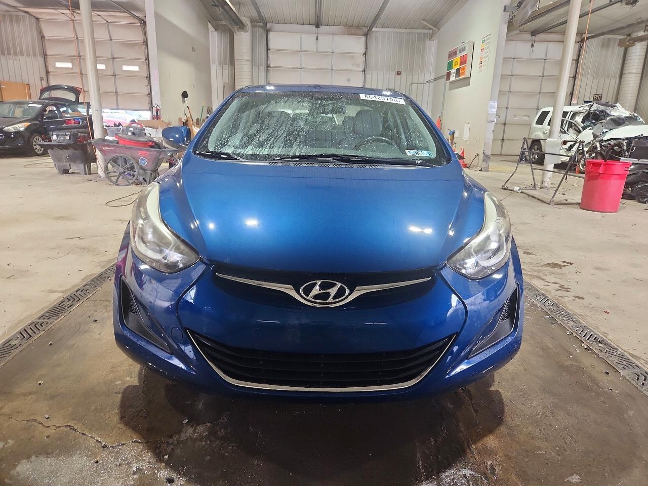 2015 Hyundai Elantra Se Blue vin: KMHDH4AE4FU279686
