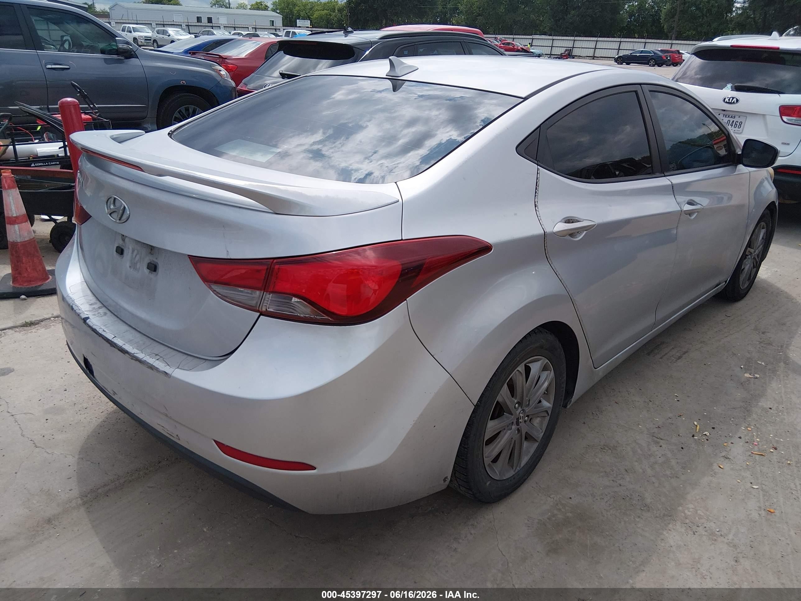 2015 Hyundai Elantra Se Silver vin: KMHDH4AE4FU355570
