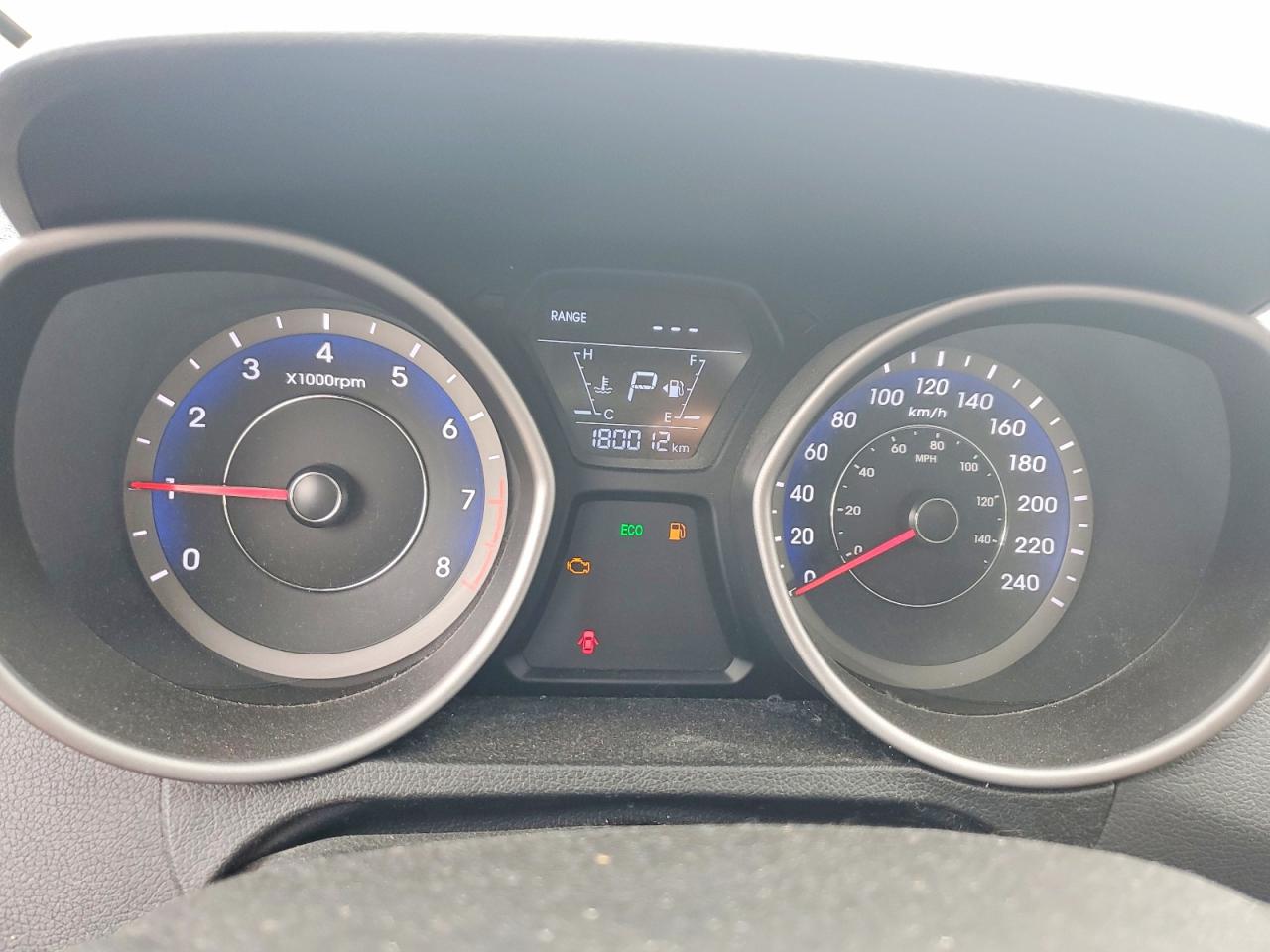 2015 Hyundai Elantra Se Red vin: KMHDH4AE4FU455085