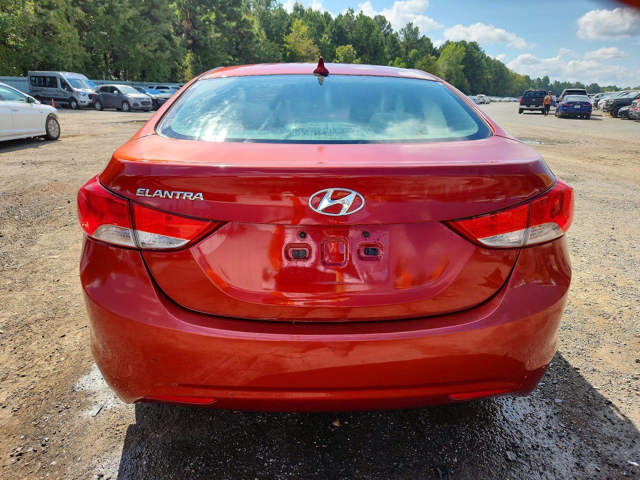 2011 Hyundai Elantra Gls Red vin: KMHDH4AE5BU146591
