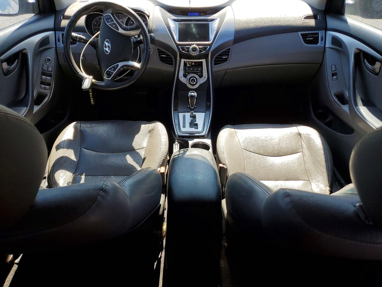 2012 Hyundai Elantra Limited Серебряный vin: KMHDH4AE5CU205513