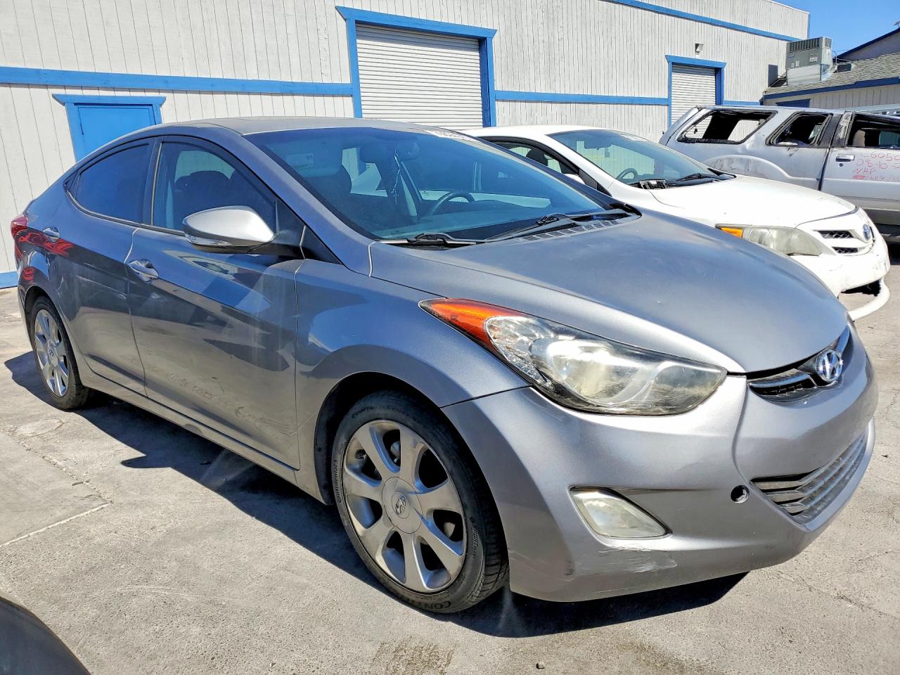 2012 Hyundai Elantra Limited Серебряный vin: KMHDH4AE5CU205513