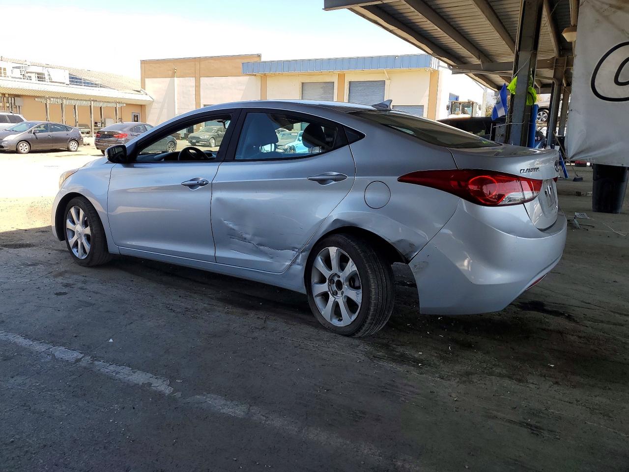 2012 Hyundai Elantra Limited Silver vin: KMHDH4AE5CU208024