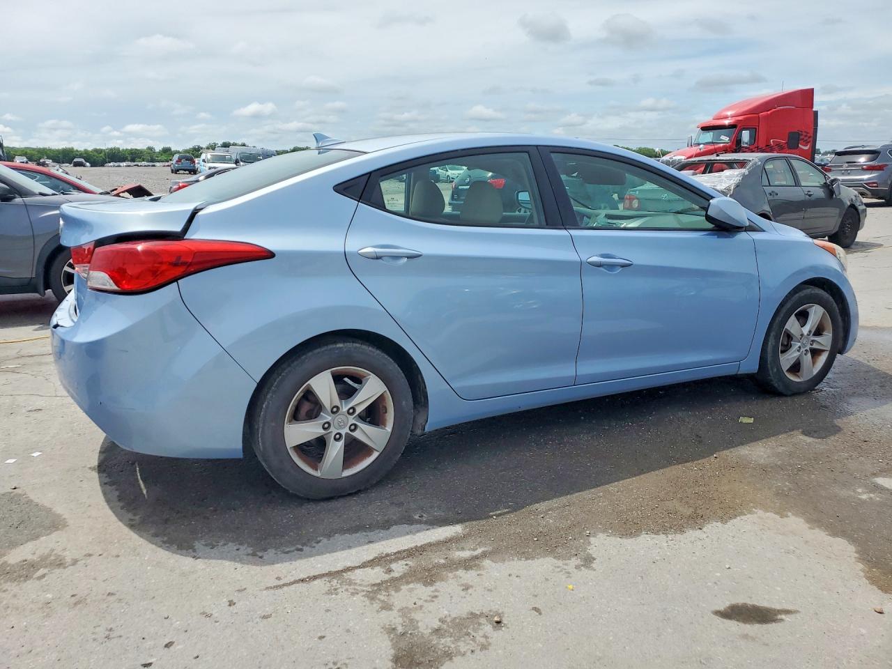 2012 Hyundai Elantra Gls Blue vin: KMHDH4AE5CU275383