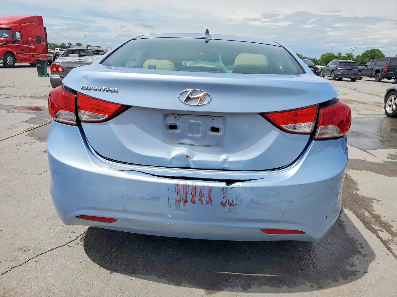 2012 Hyundai Elantra Gls Blue vin: KMHDH4AE5CU275383