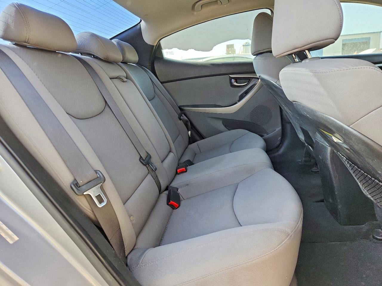 2012 Hyundai Elantra Gls Gray vin: KMHDH4AE5CU300251
