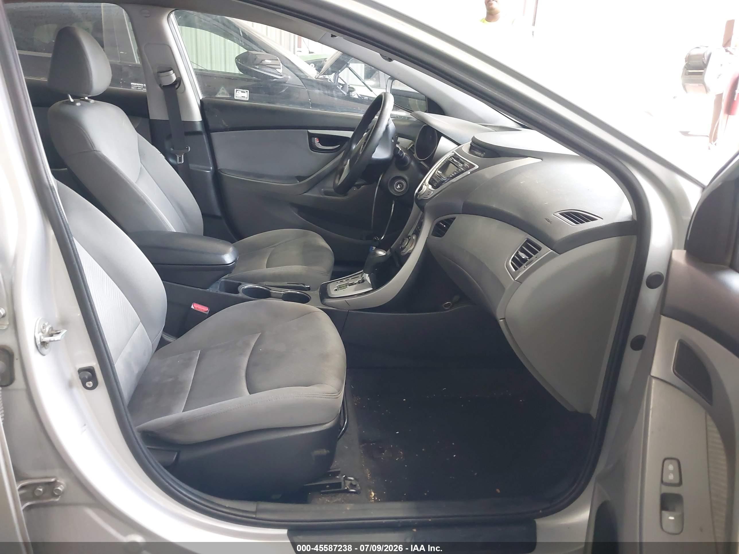 2012 Hyundai Elantra Gls (ulsan Plant) Silver vin: KMHDH4AE5CU305577