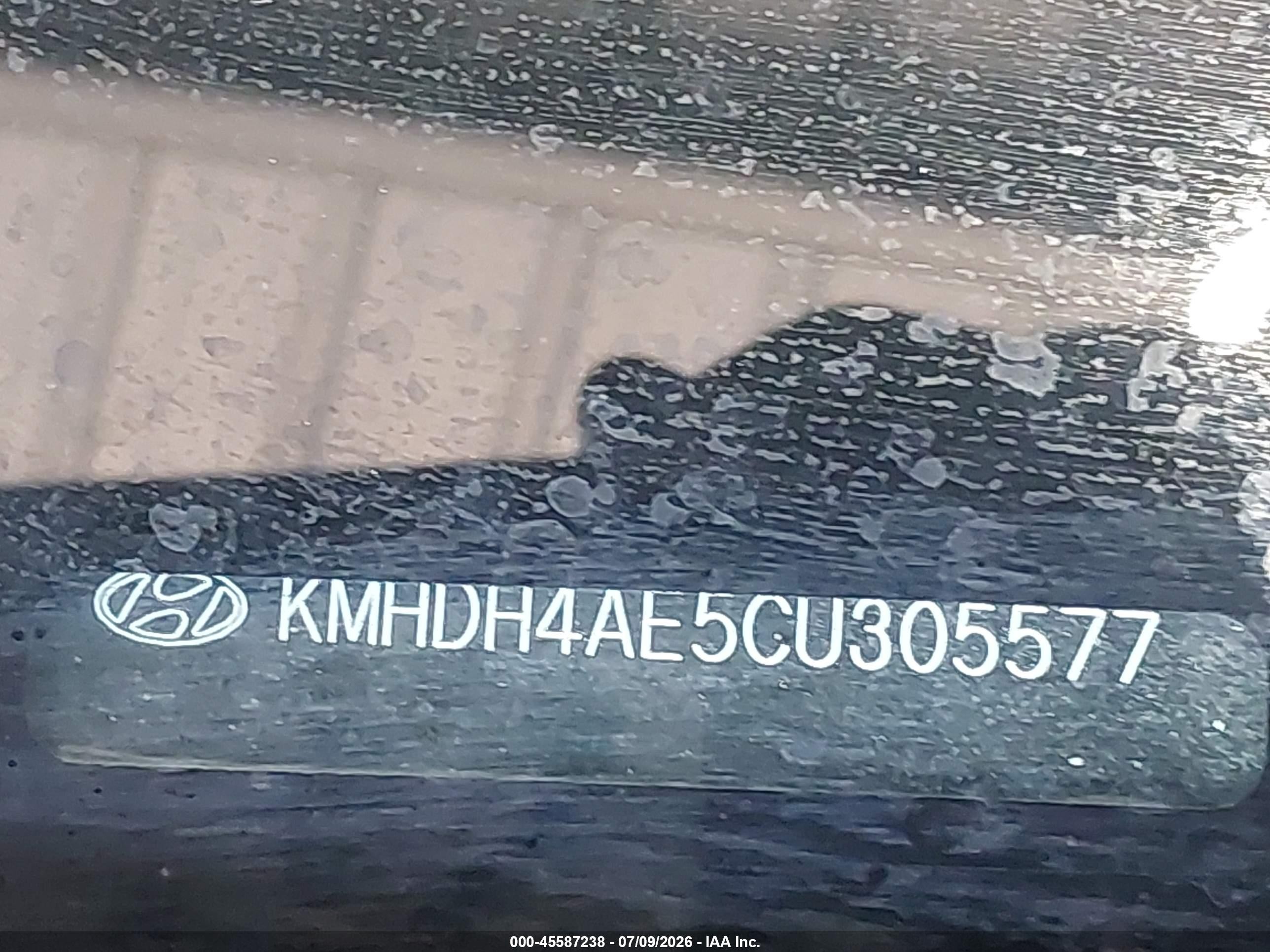 2012 Hyundai Elantra Gls (ulsan Plant) Silver vin: KMHDH4AE5CU305577