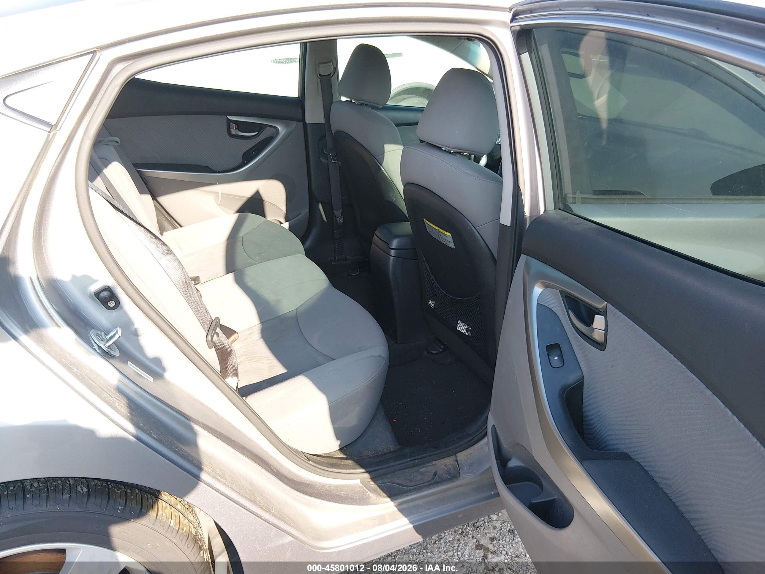 2012 Hyundai Elantra Gls (ulsan Plant) Silver vin: KMHDH4AE5CU351619