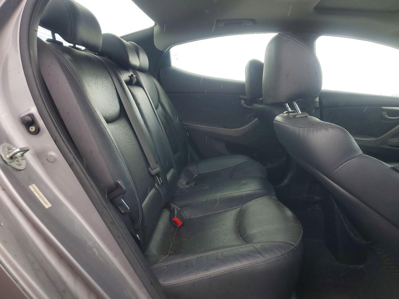 2012 Hyundai Elantra Limited Silver vin: KMHDH4AE5CU463630