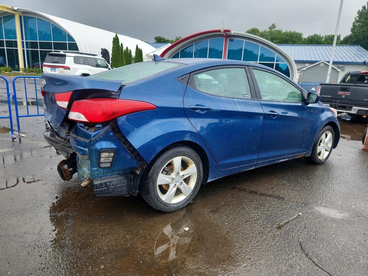 2013 Hyundai Elantra Gls Blue vin: KMHDH4AE5DU013672