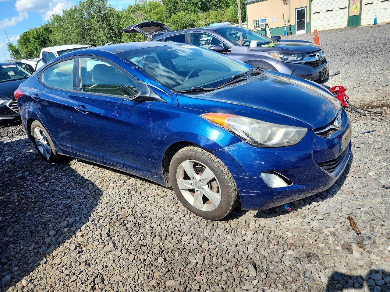 2013 Hyundai Elantra Gls Blue vin: KMHDH4AE5DU491252