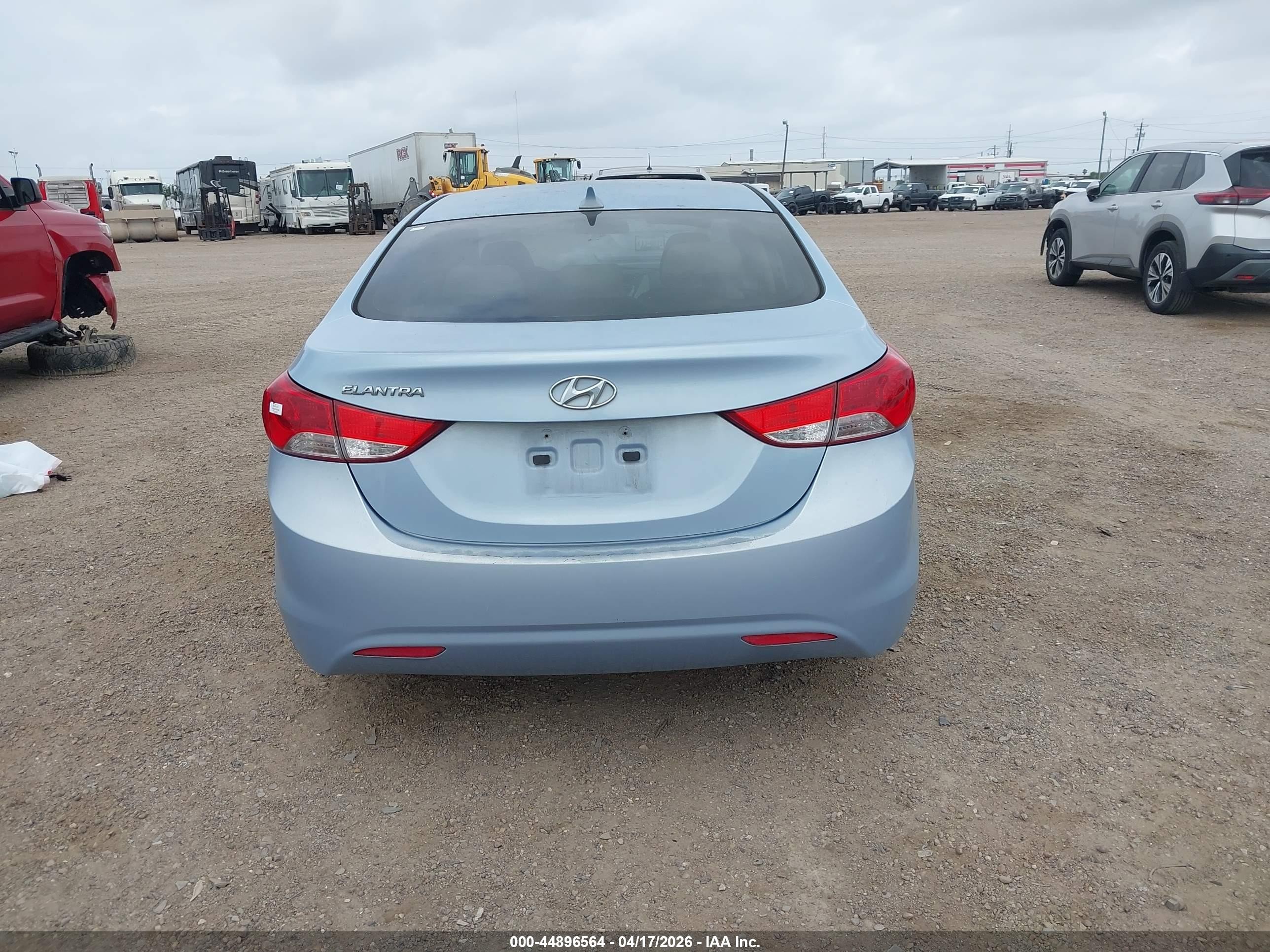2013 Hyundai Elantra Gls/limited Blue vin: KMHDH4AE5DU491557