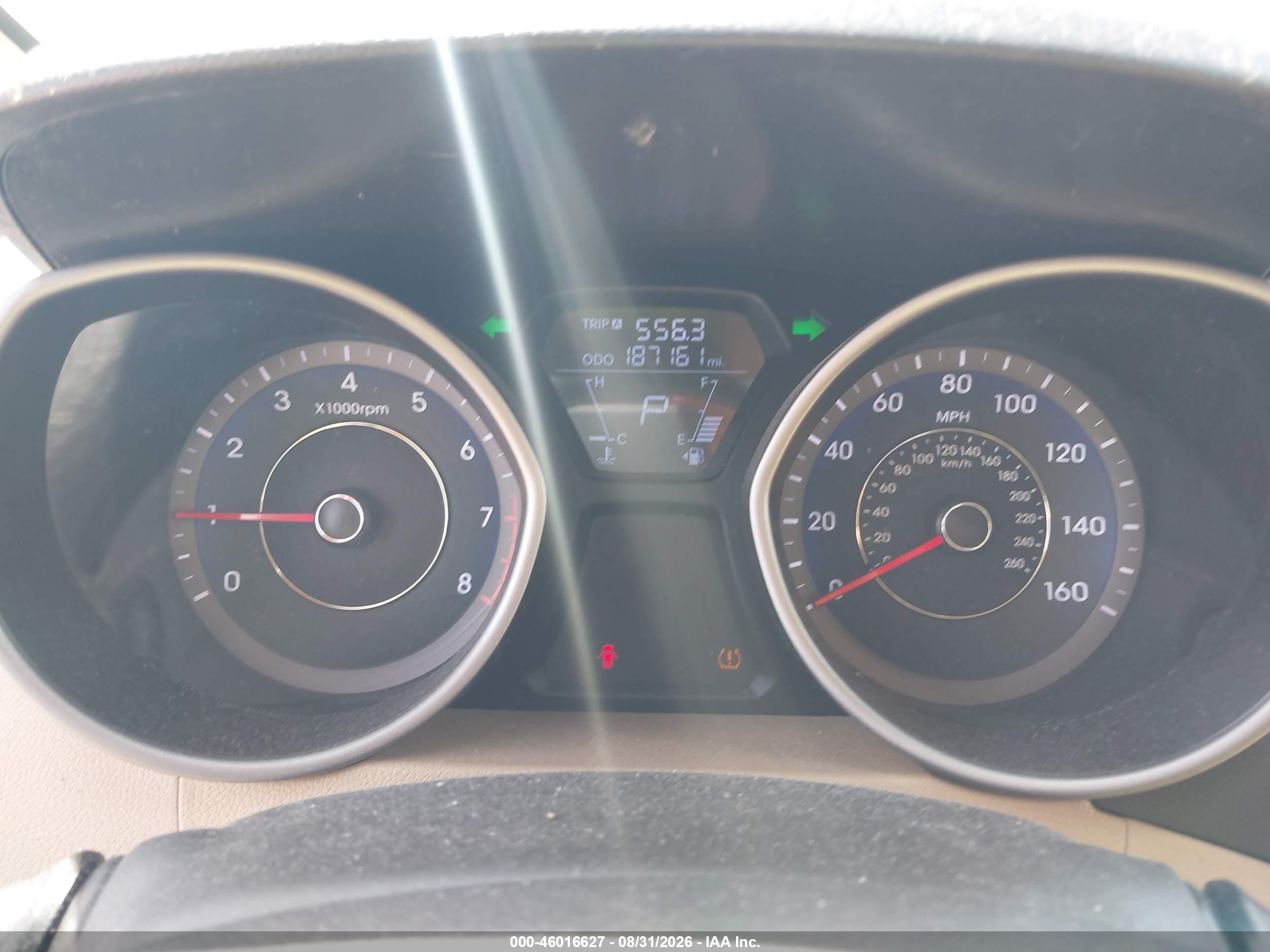 2013 Hyundai Elantra Limited Red vin: KMHDH4AE5DU511256