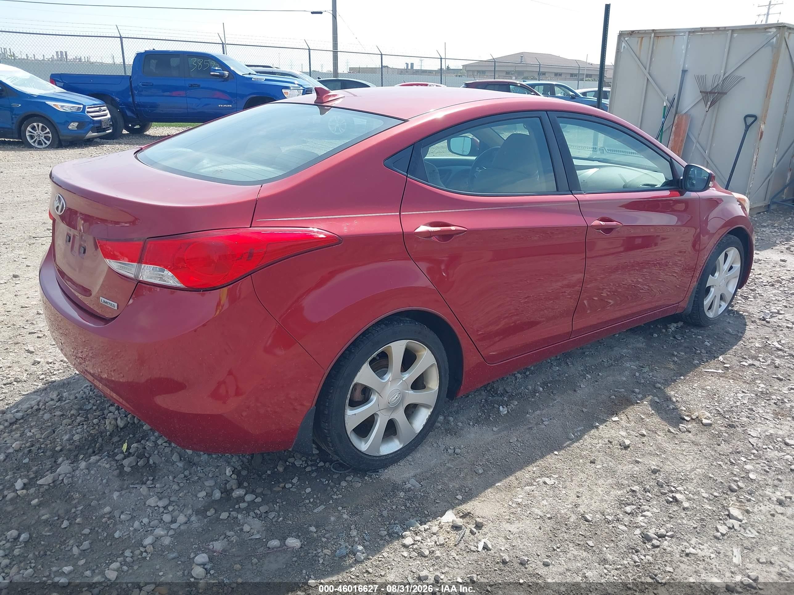 2013 Hyundai Elantra Limited Red vin: KMHDH4AE5DU511256