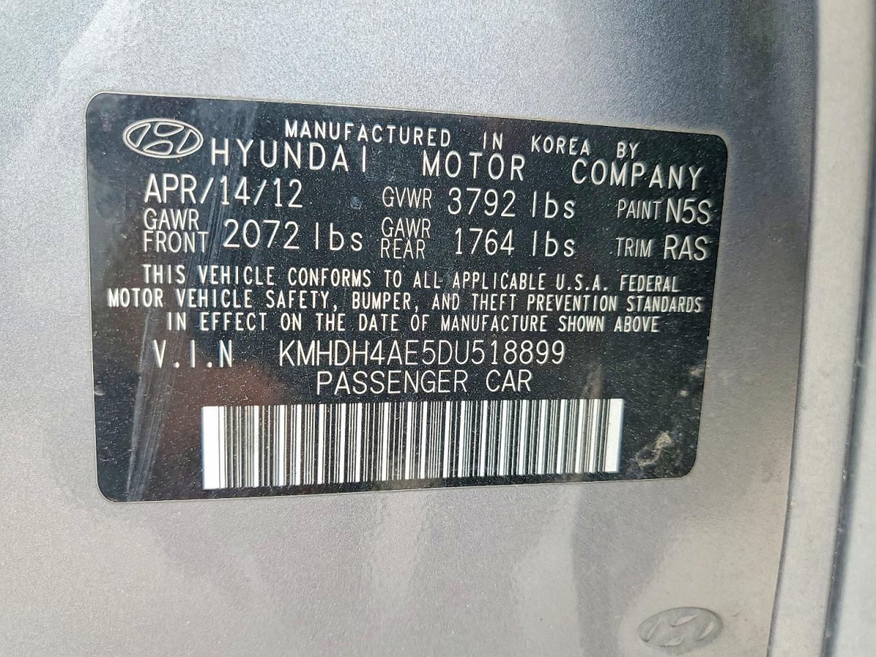 2013 Hyundai Elantra Limited Серебряный vin: KMHDH4AE5DU518899