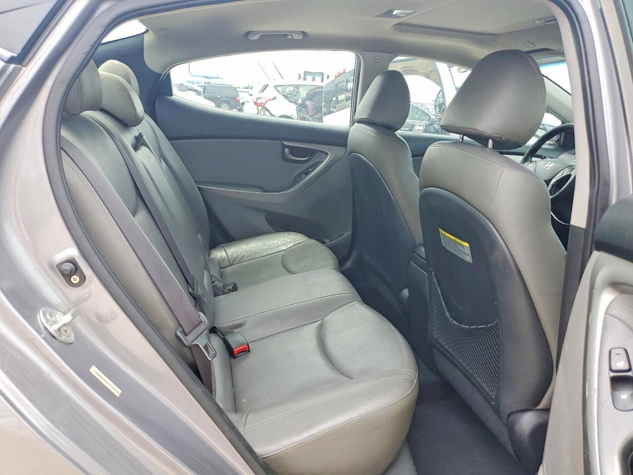 2013 Hyundai Elantra Limited Серебряный vin: KMHDH4AE5DU518899