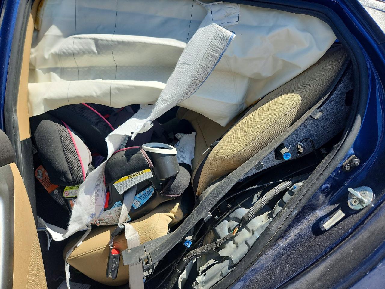 2013 Hyundai Elantra Gls Blue vin: KMHDH4AE5DU527795
