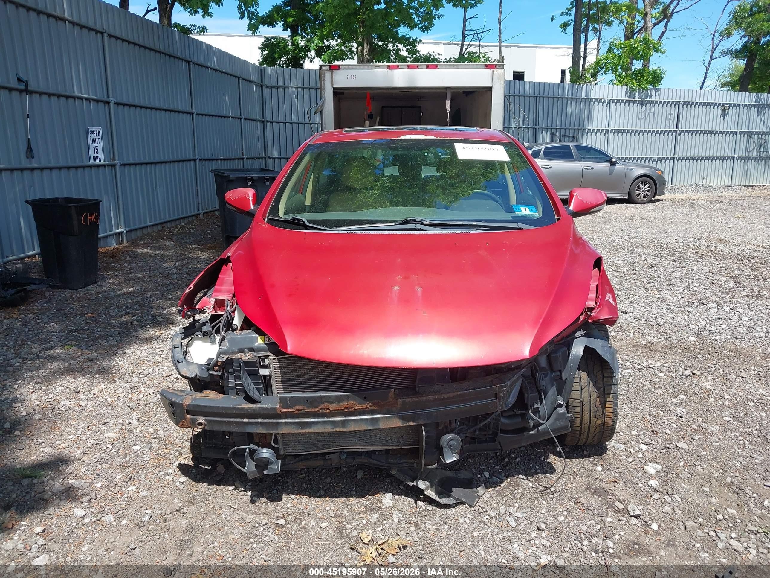 2013 Hyundai Elantra Limited Красный vin: KMHDH4AE5DU532737