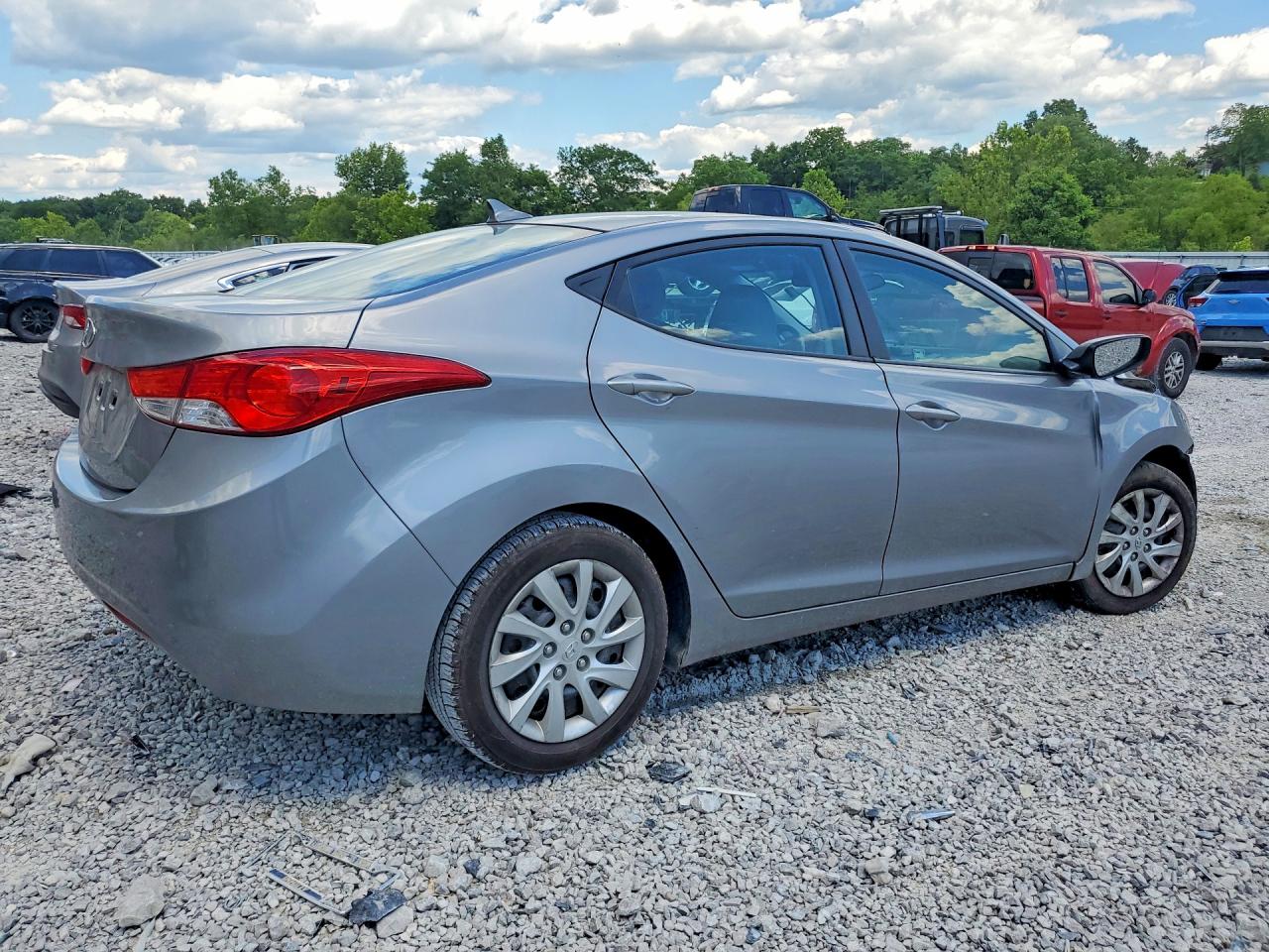 2013 Hyundai Elantra Gls Gray vin: KMHDH4AE5DU543138