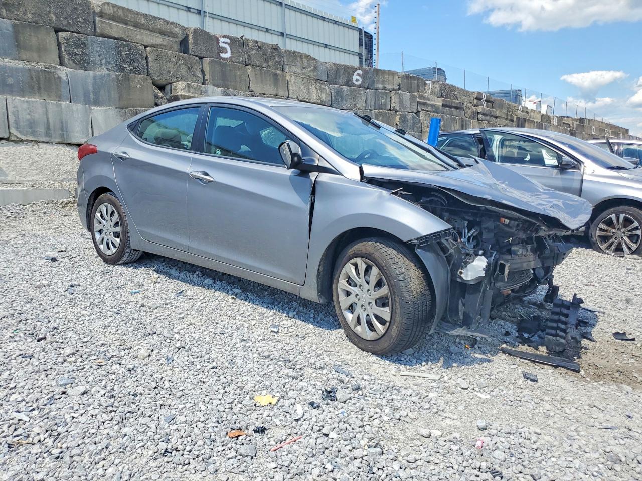 2013 Hyundai Elantra Gls Gray vin: KMHDH4AE5DU543138