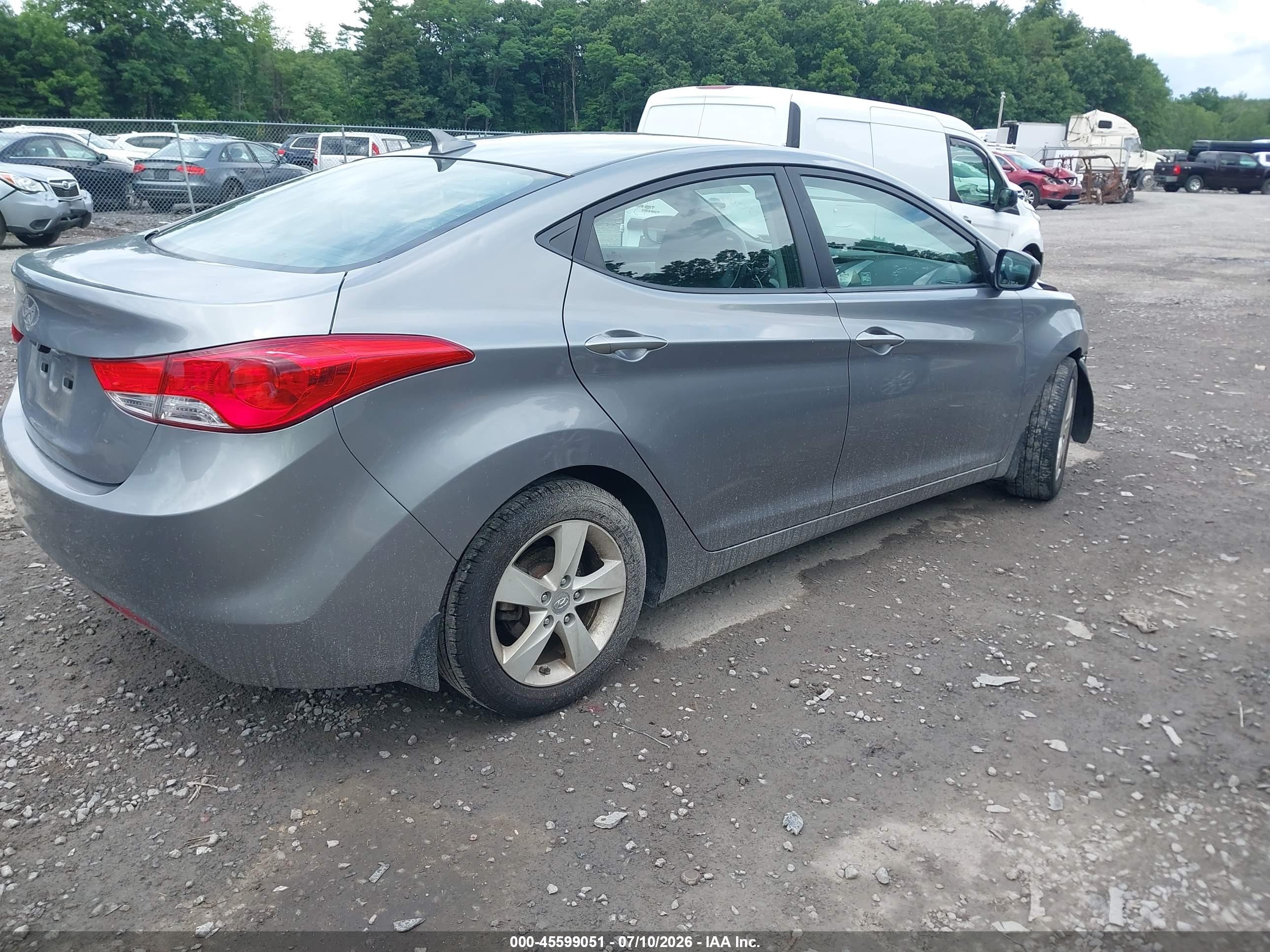 2013 Hyundai Elantra Gls Pewter vin: KMHDH4AE5DU582232