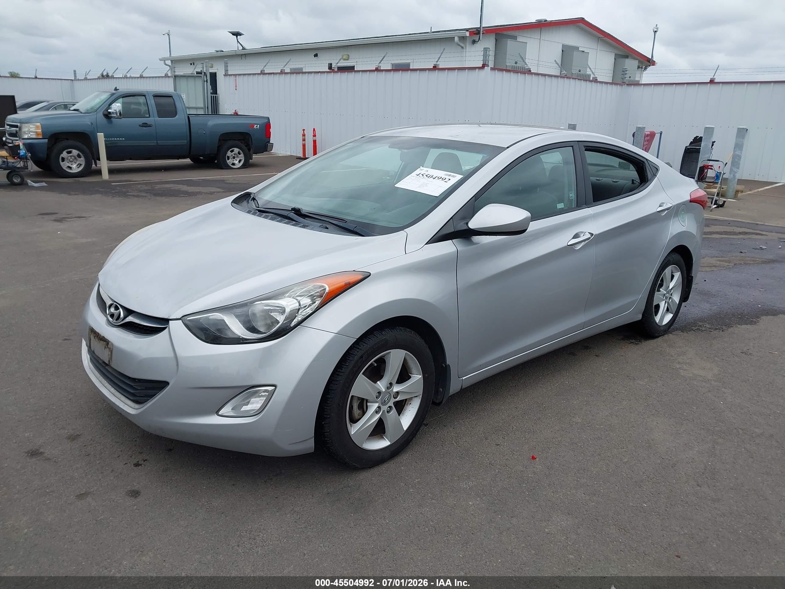 2013 Hyundai Elantra Gls Silver vin: KMHDH4AE5DU609204