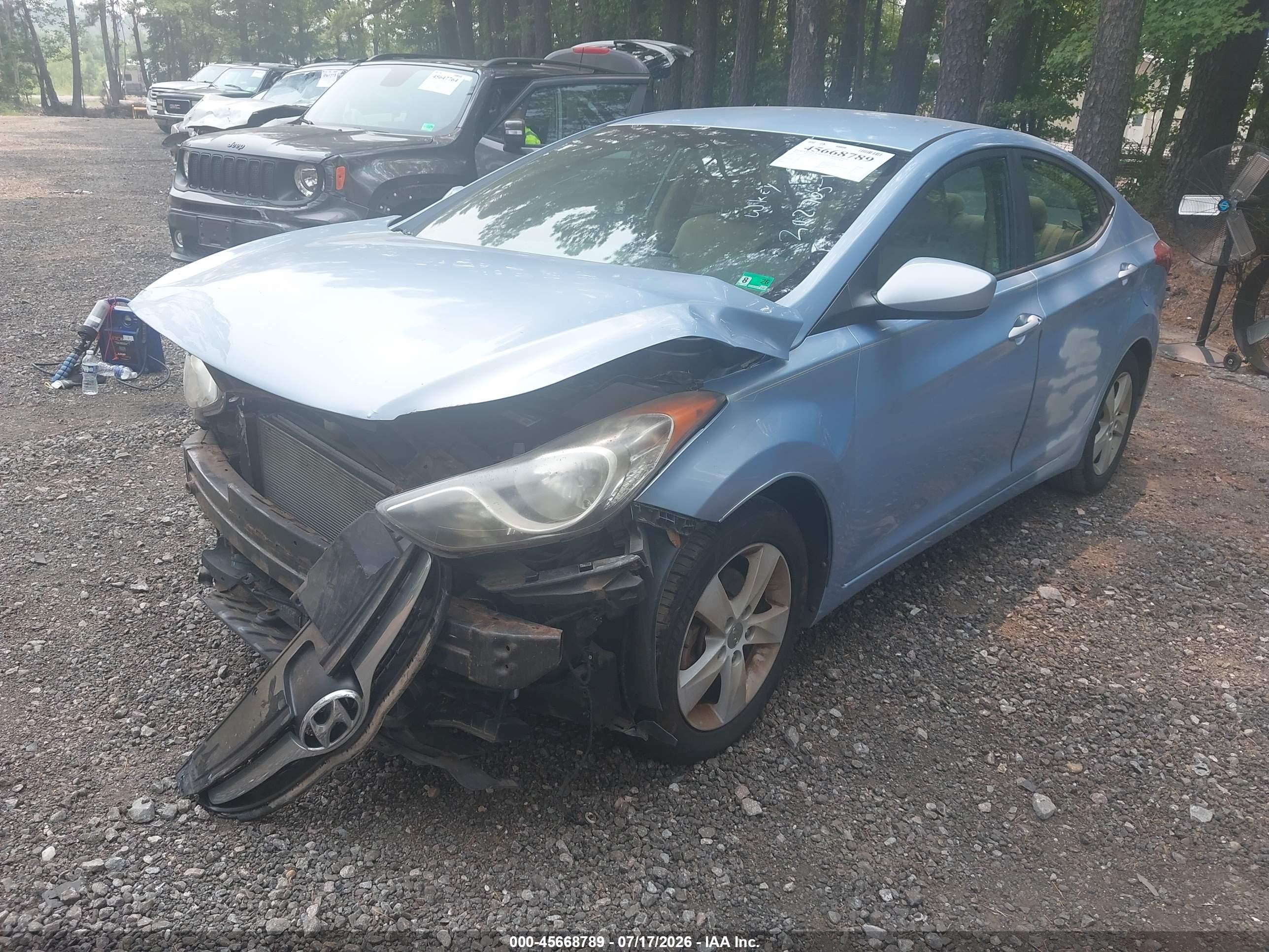 2013 Hyundai Elantra Gls Light Blue vin: KMHDH4AE5DU625421