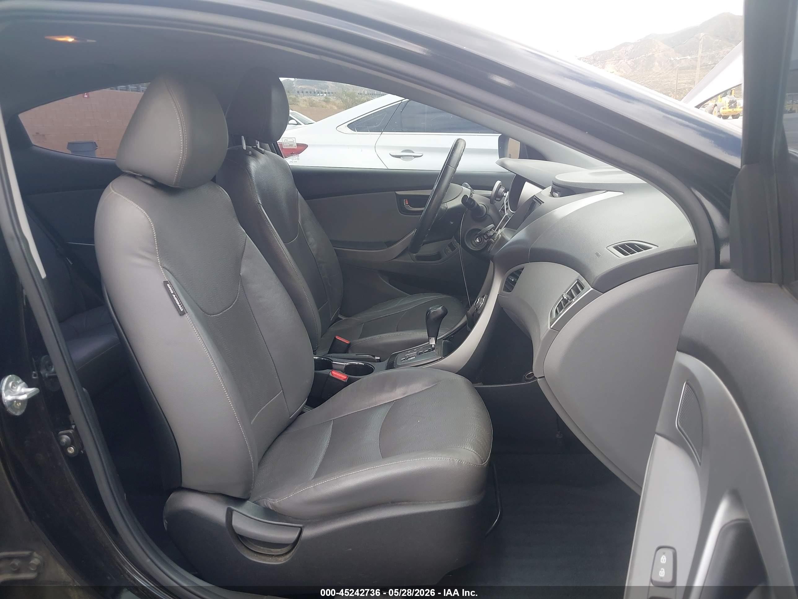 2013 Hyundai Elantra Limited Черный vin: KMHDH4AE5DU627492