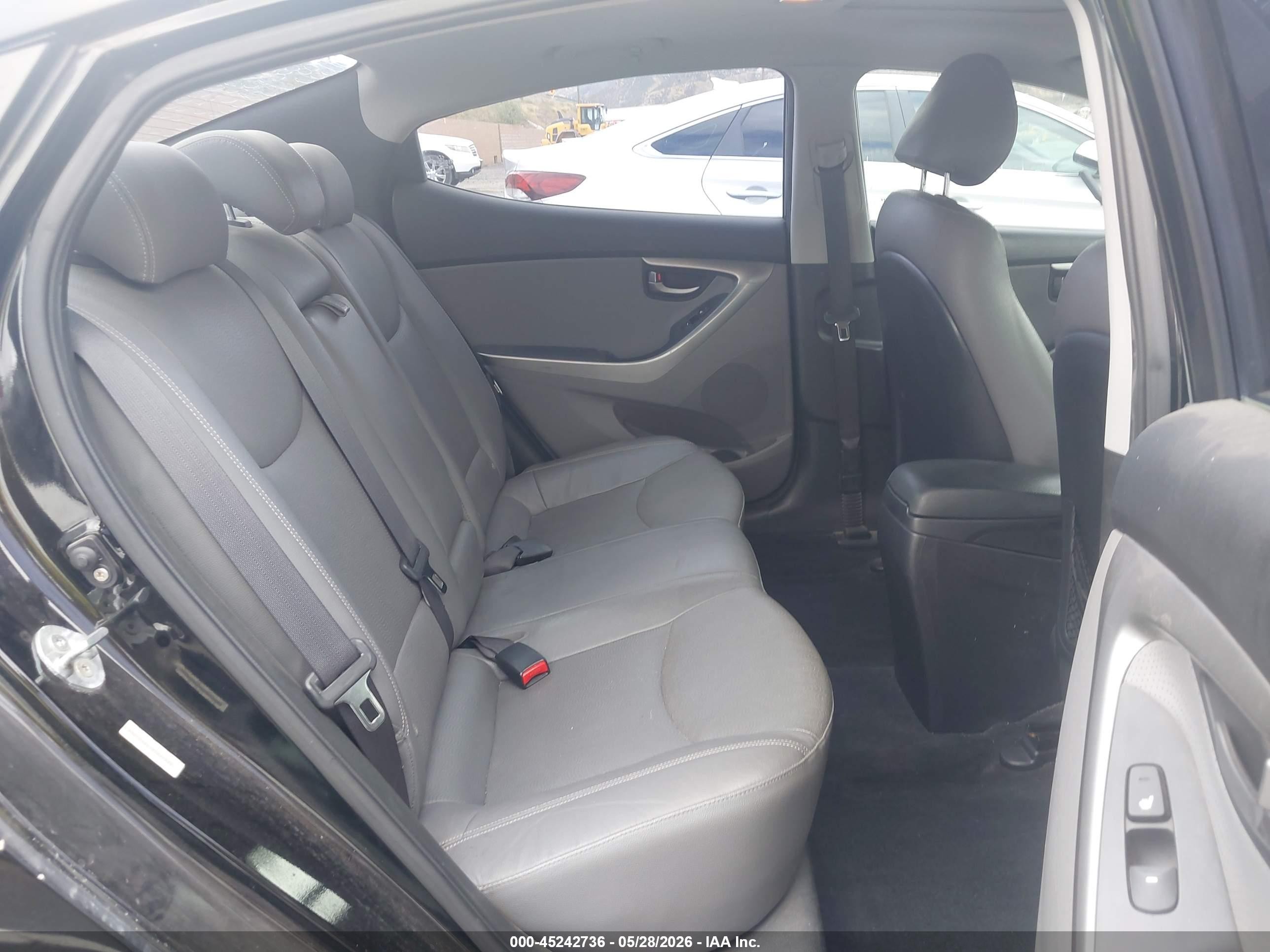 2013 Hyundai Elantra Limited Черный vin: KMHDH4AE5DU627492